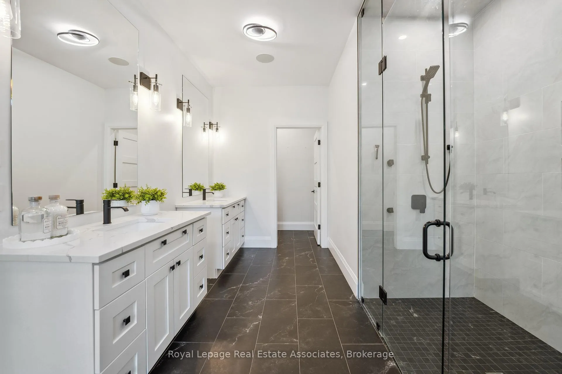 Photo 16 of 102 Concession 11 E, Hamilton, Rural Flamborough — HOMEH