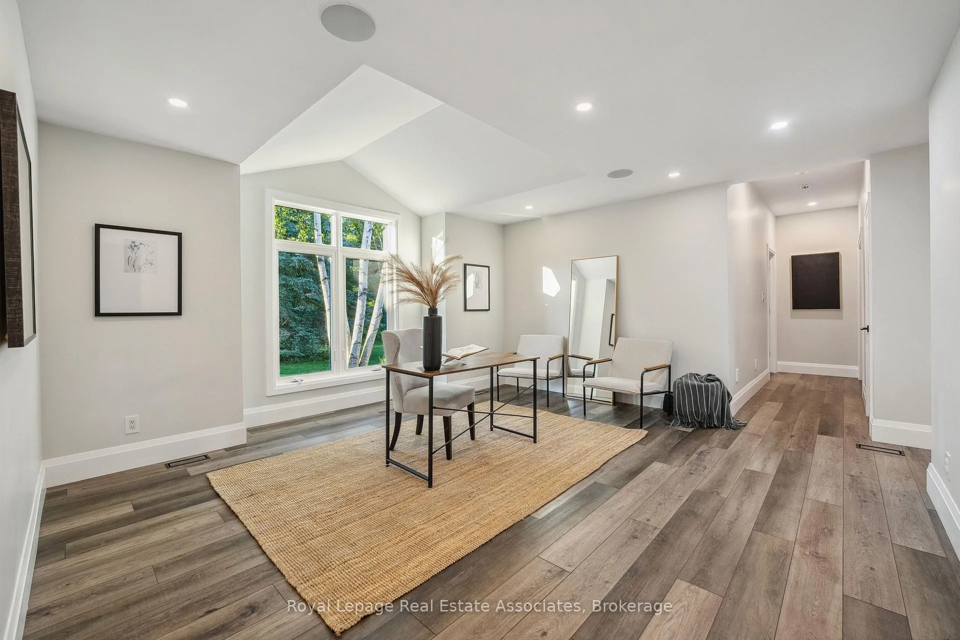 Photo 19 of 102 Concession 11 E, Hamilton, Rural Flamborough — HOMEH