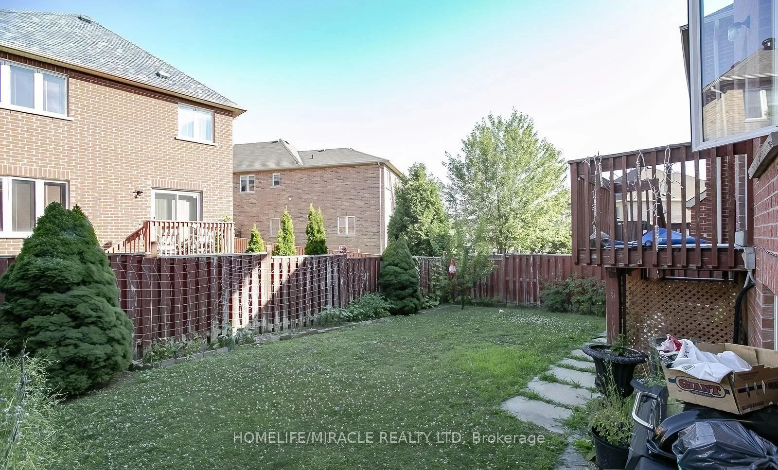 Photo 830 of 20 Oblate Crescent, Brampton, Bram West — HOMEH