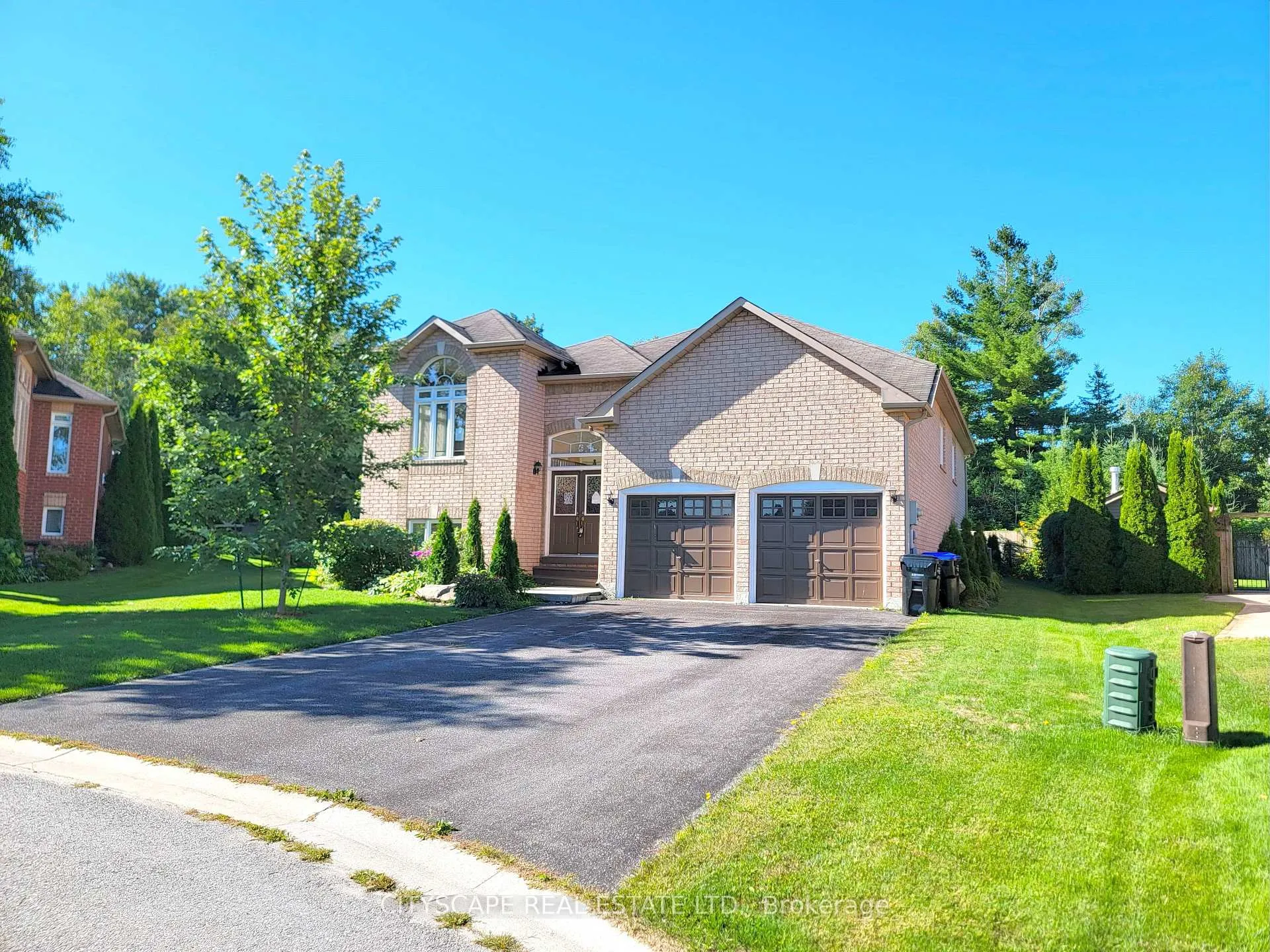 Photo 1 of 6 Cherry Sands Crescent, Wasaga Beach — HOMEH