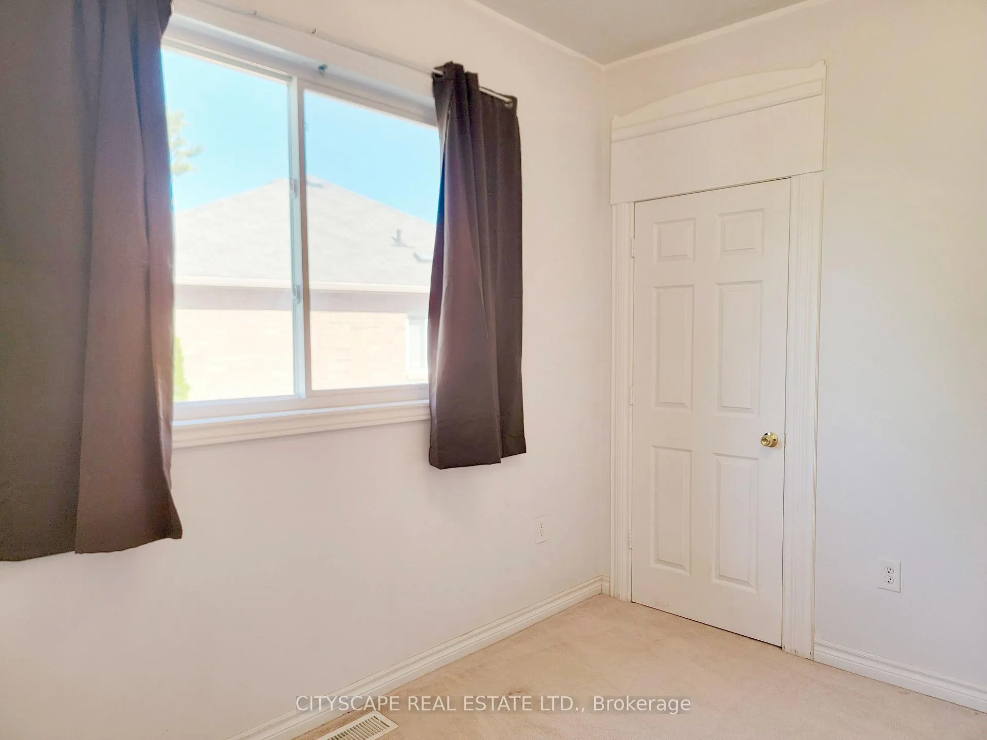Photo 23 of 6 Cherry Sands Crescent, Wasaga Beach — HOMEH