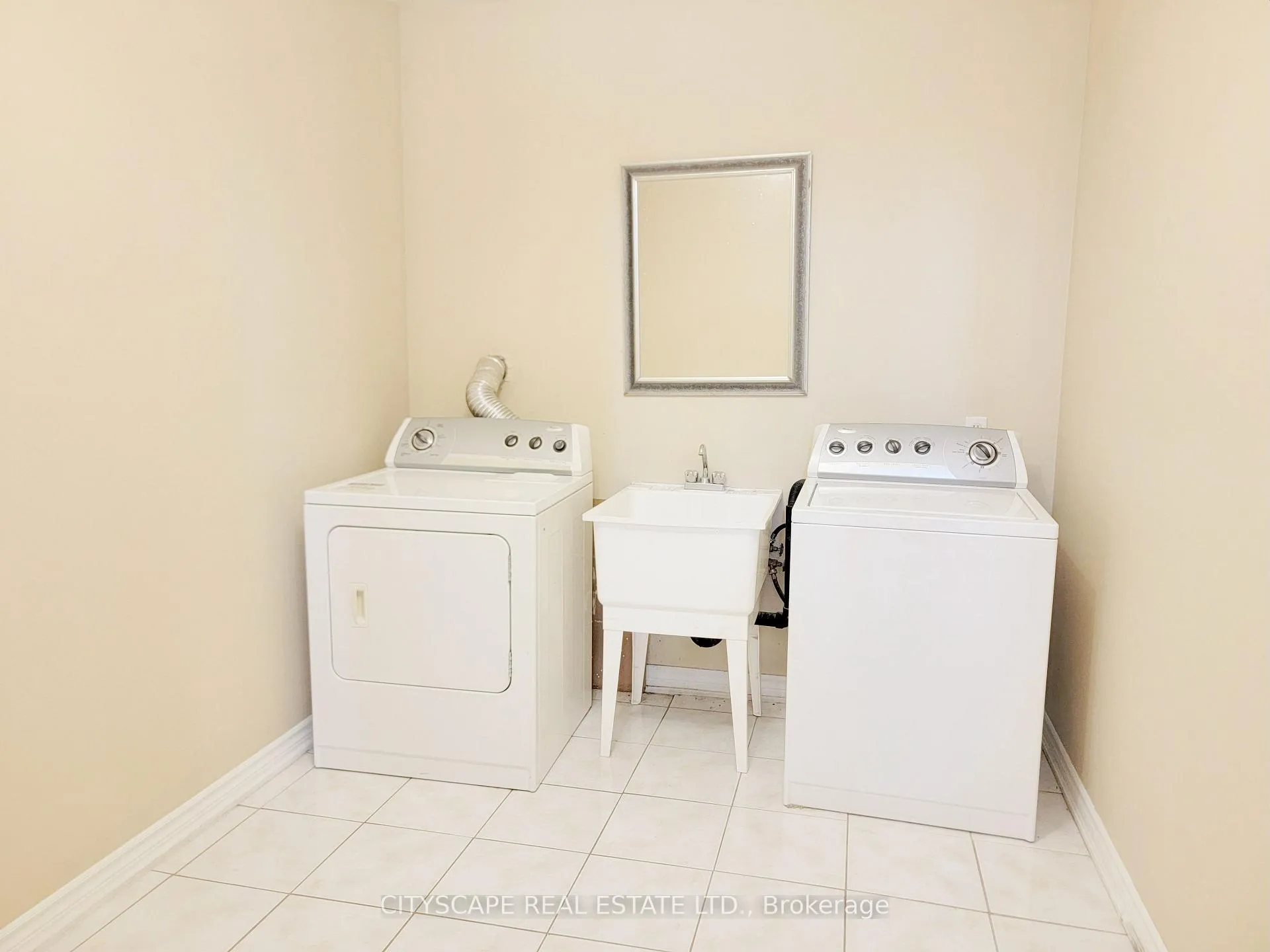 Photo 29 of 6 Cherry Sands Crescent, Wasaga Beach — HOMEH