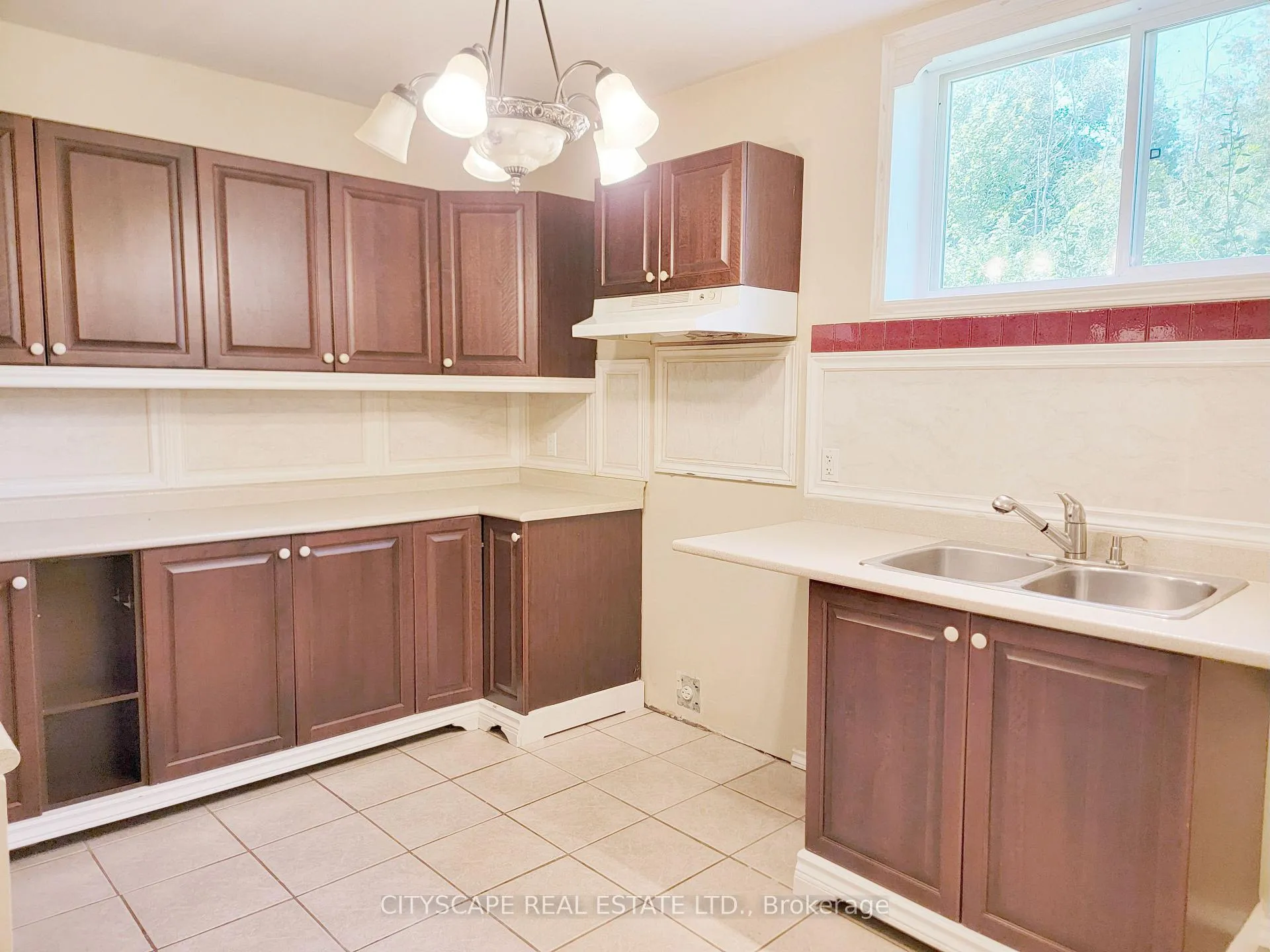 Photo 32 of 6 Cherry Sands Crescent, Wasaga Beach — HOMEH