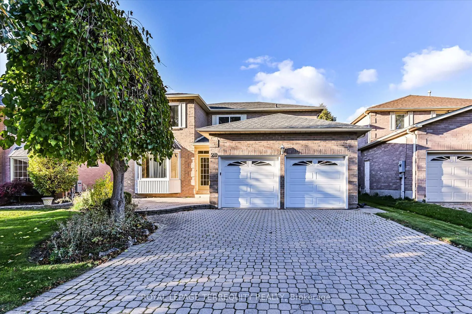 Photo 1 of 20 Leighland Drive, Markham, Unionville — HOMEH