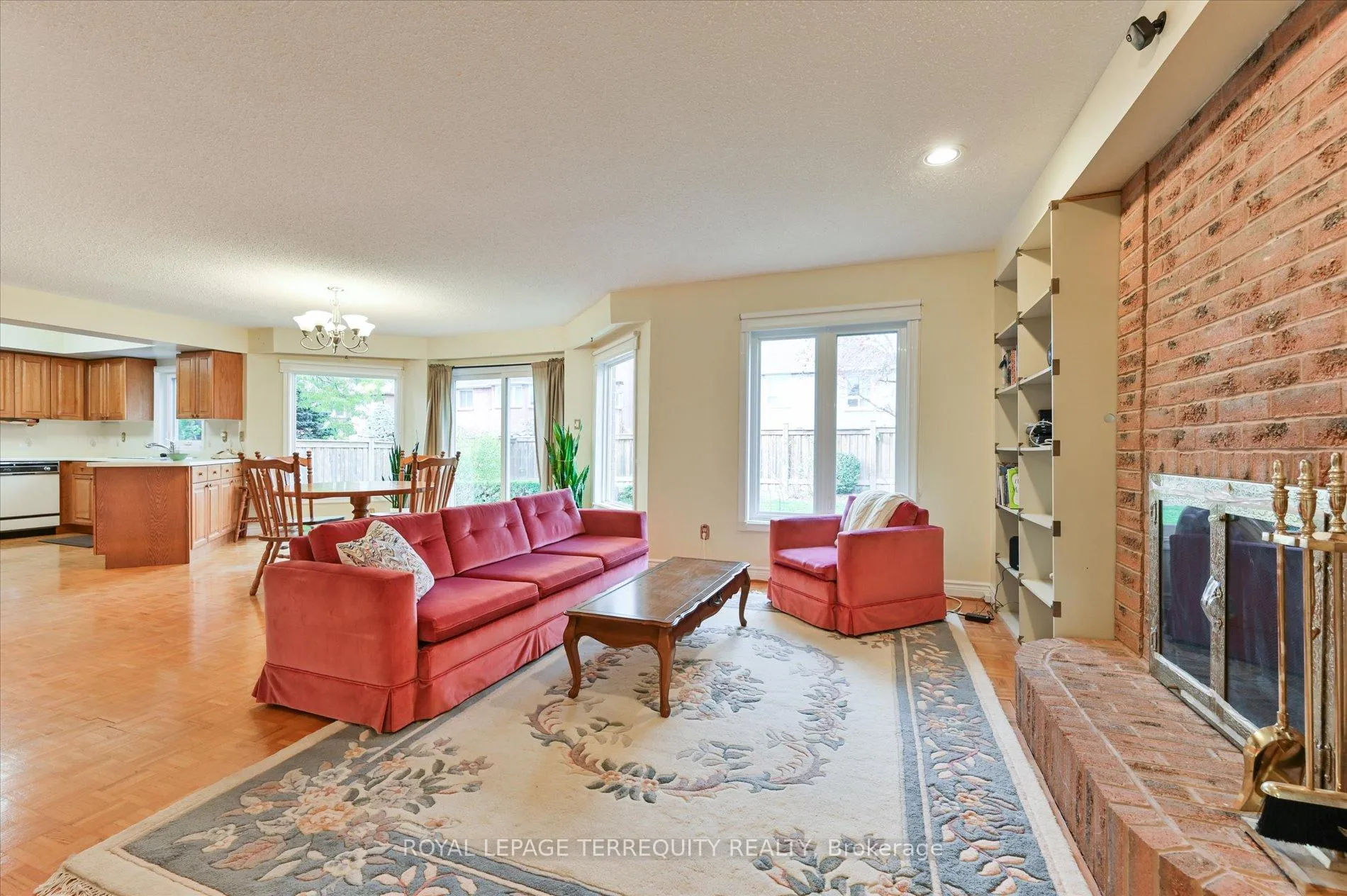 Photo 15 of 20 Leighland Drive, Markham, Unionville — HOMEH