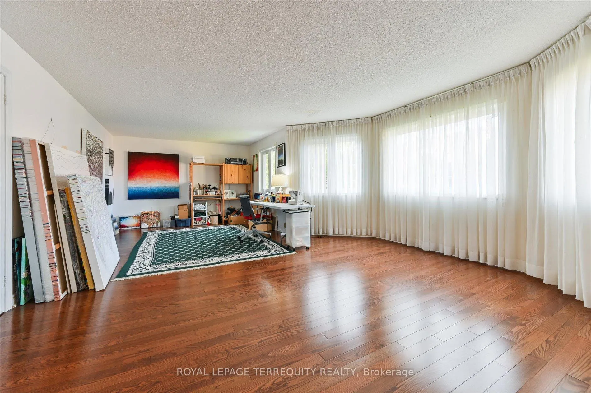 Photo 26 of 20 Leighland Drive, Markham, Unionville — HOMEH