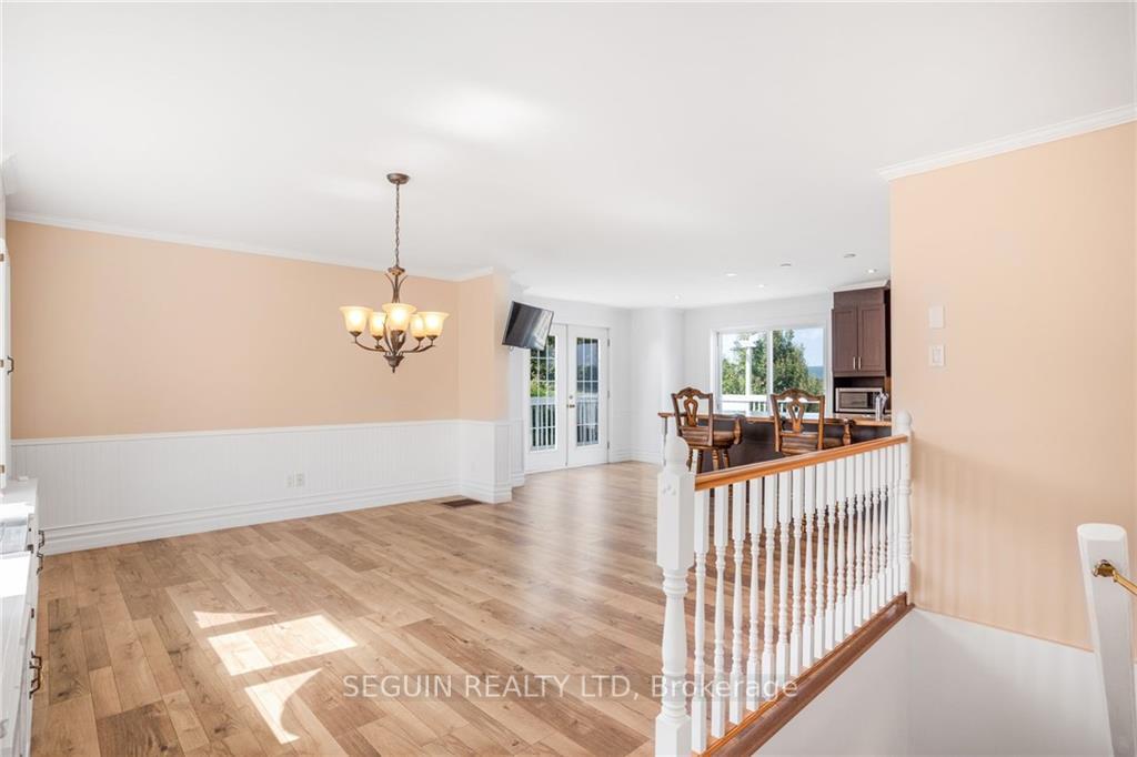 Photo 8 of 1922 Bay Road, Champlain, Champlain Twp — HOMEH