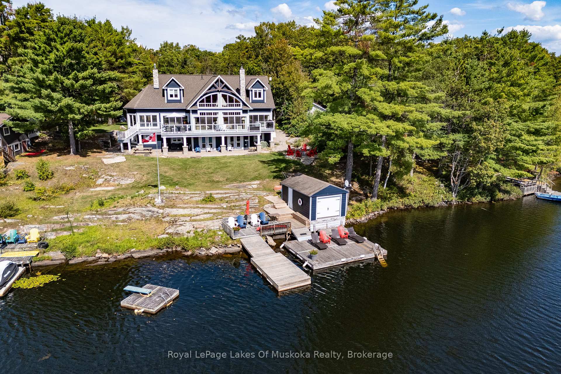 Photo 1 of 29 Loon Lake Road, Gravenhurst, Muskoka (S) — HOMEH
