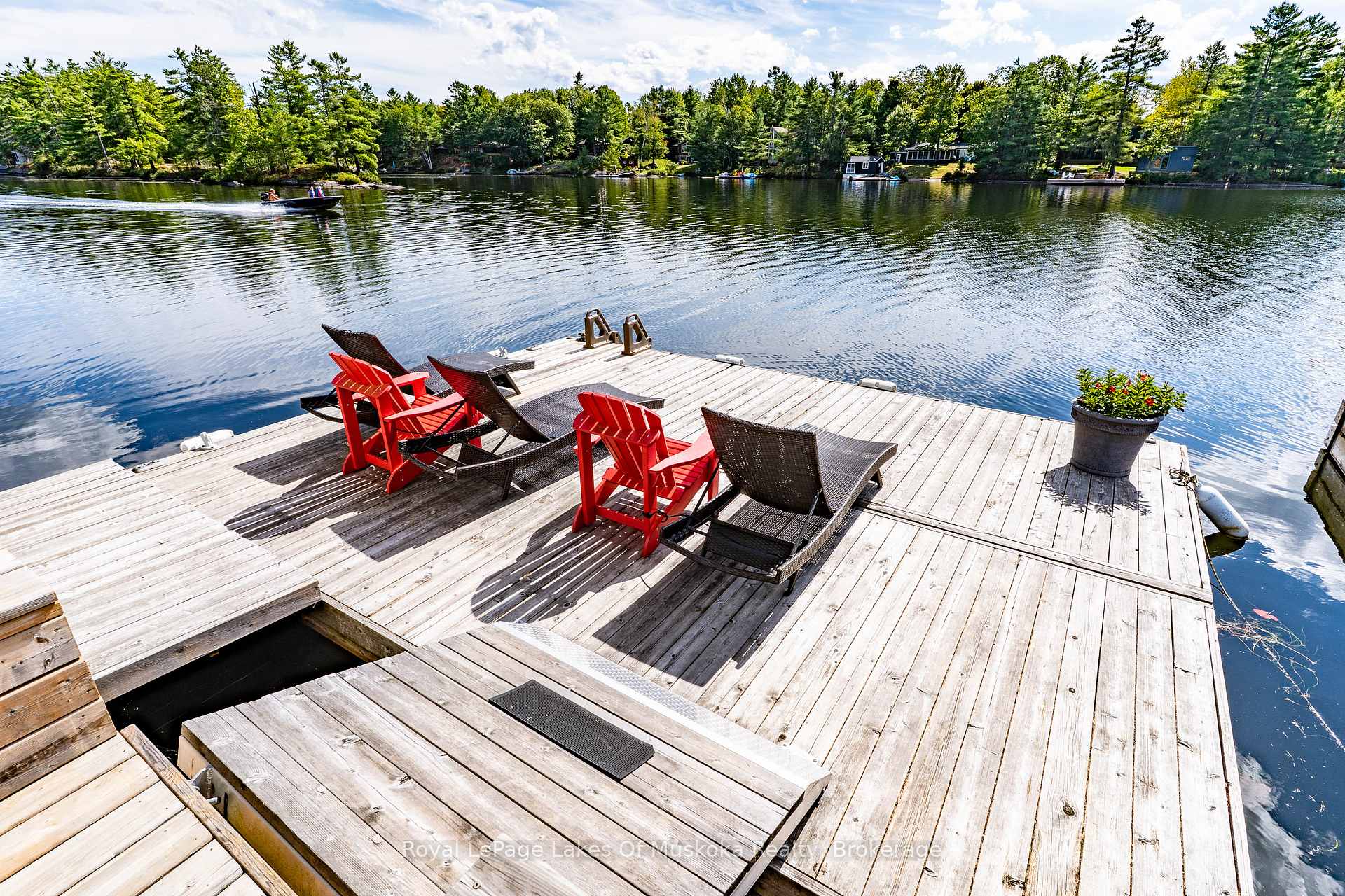 Photo 8 of 29 Loon Lake Road, Gravenhurst, Muskoka (S) — HOMEH