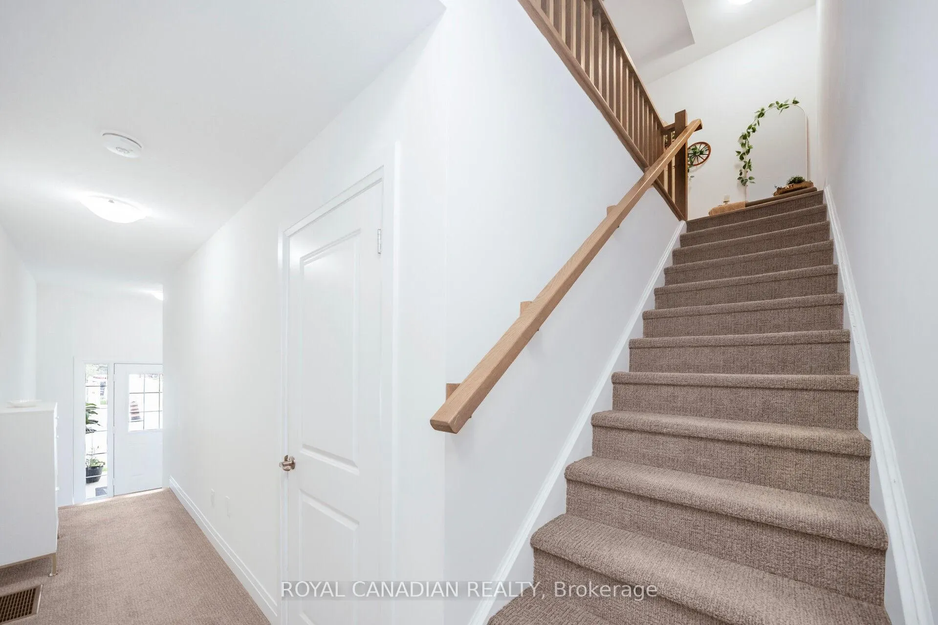 Photo 10 of Unit 43, 305 Garner Road, Hamilton, Ancaster — HOMEH