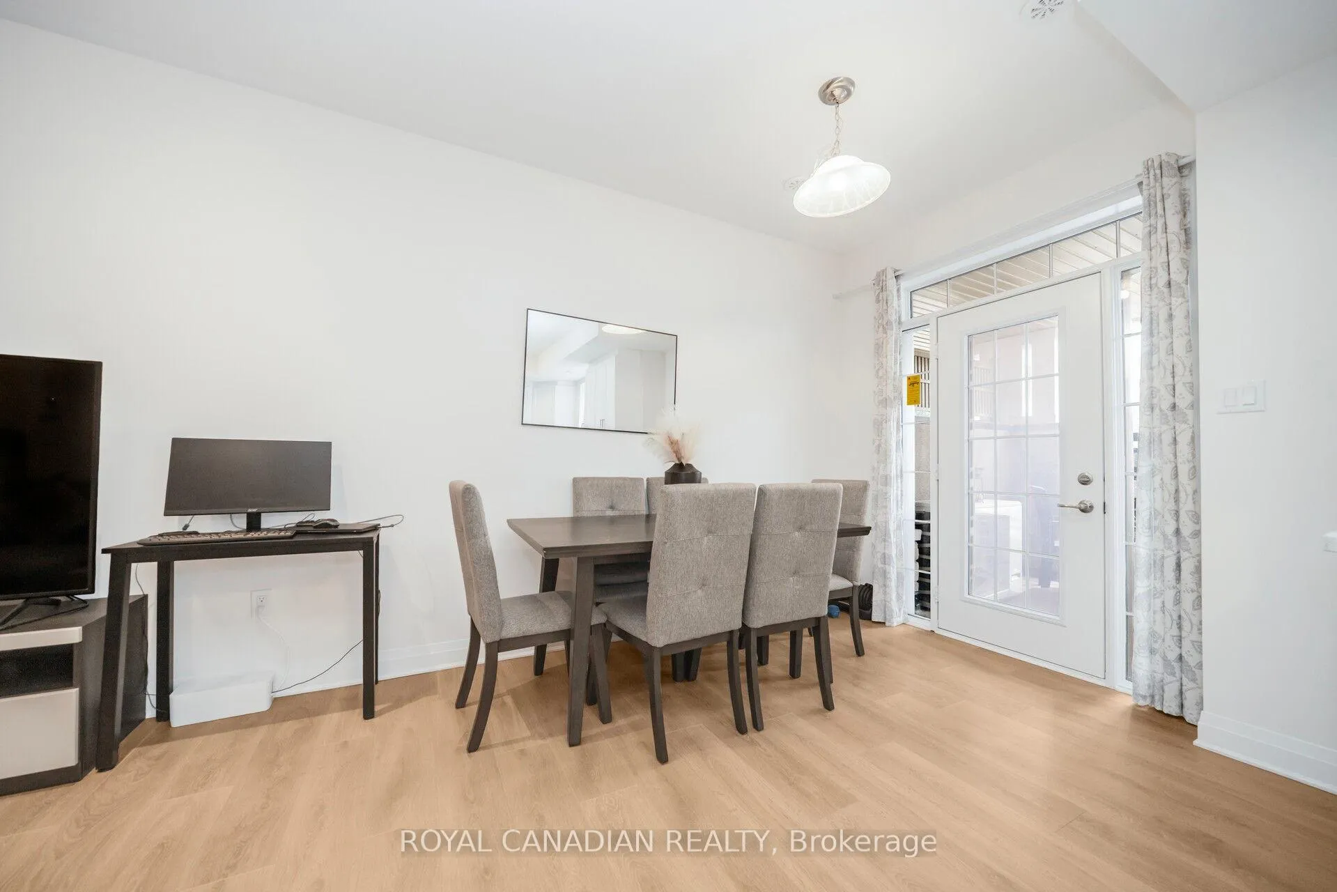 Photo 18 of Unit 43, 305 Garner Road, Hamilton, Ancaster — HOMEH