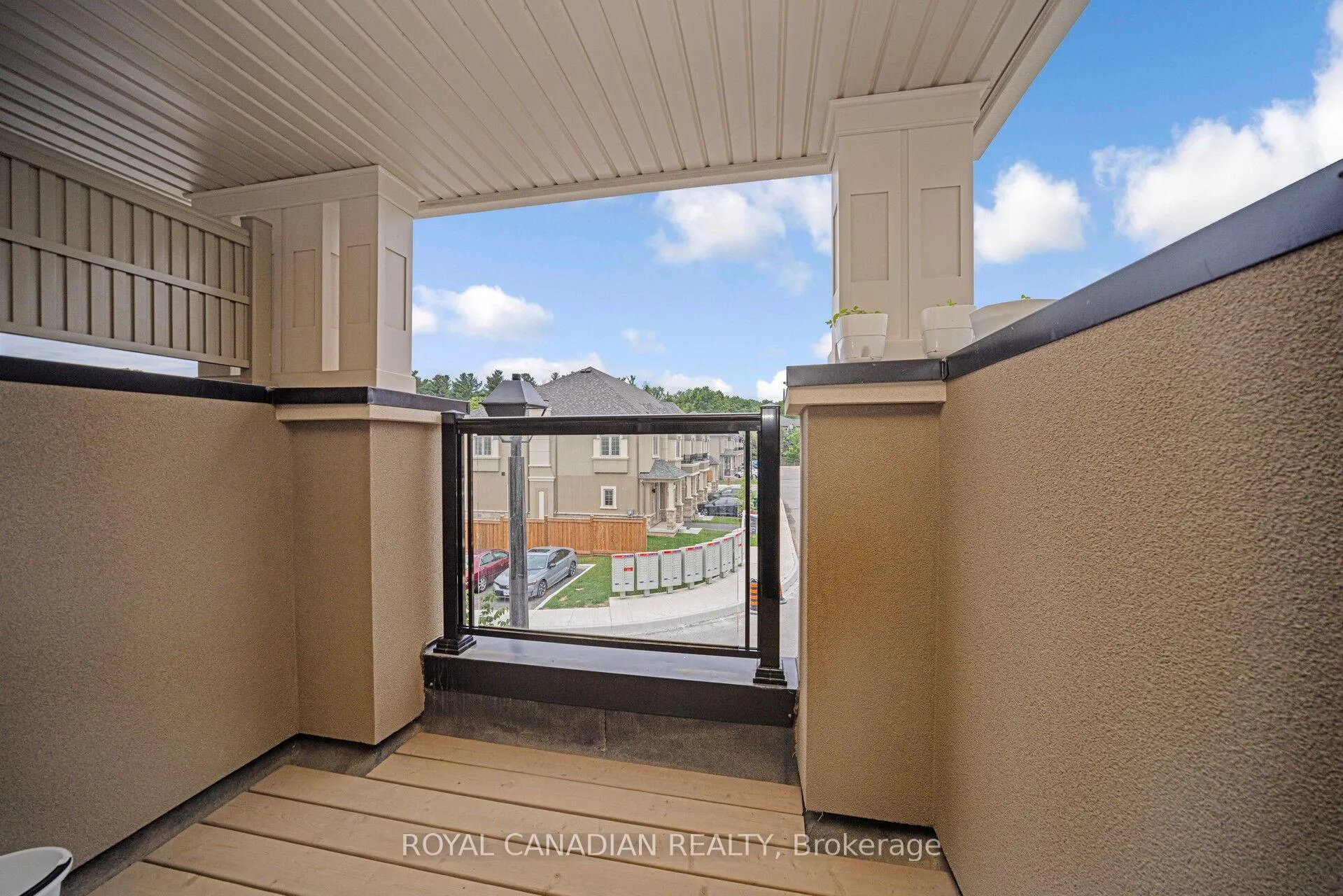 Photo 46 of Unit 43, 305 Garner Road, Hamilton, Ancaster — HOMEH