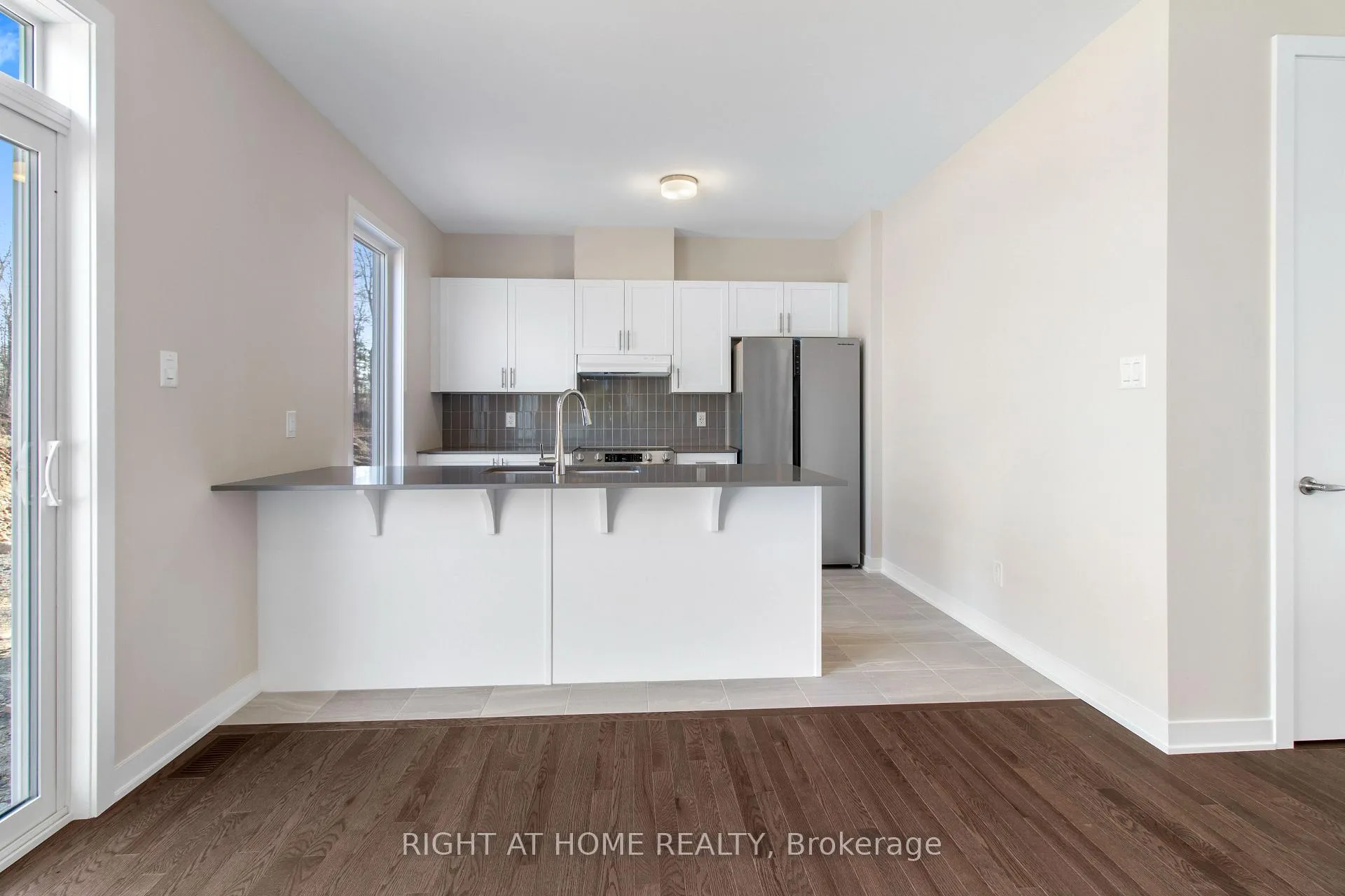 Photo 227 of 376 Appalachian Circle, Ottawa, Barrhaven - Half Moon Bay — HOMEH