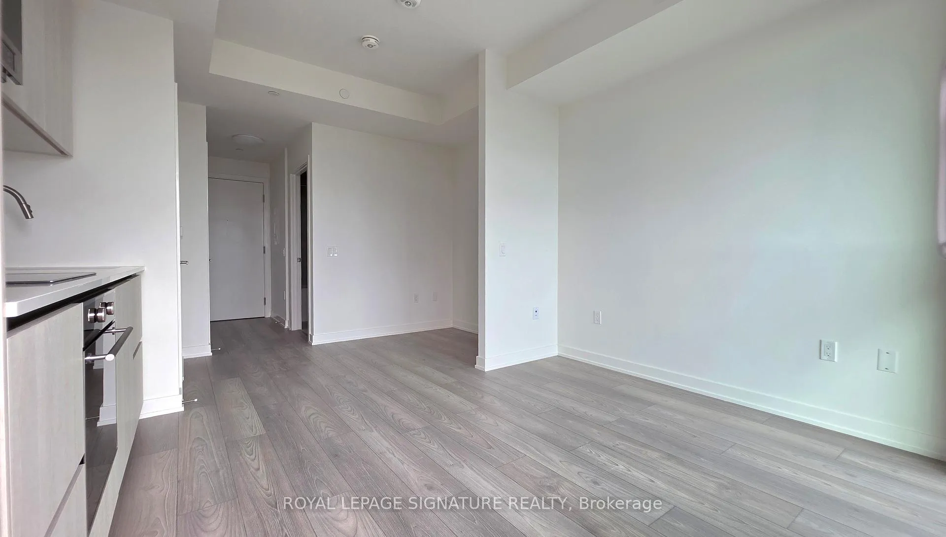 Photo 9 of Unit 1504, 120 Broadway Avenue, Toronto, Mount Pleasant West — HOMEH