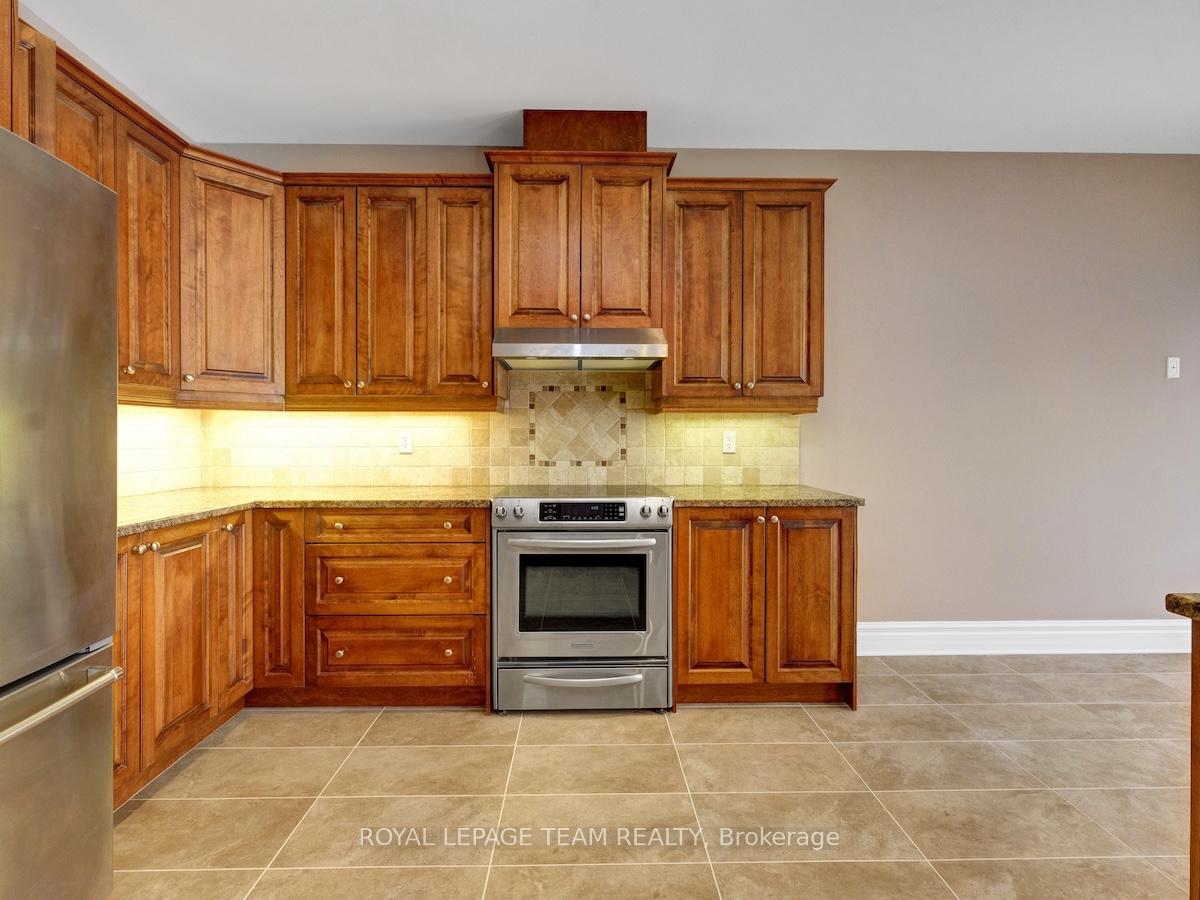 Photo 12 of 6790 Suncrest Drive, Ottawa, Greely — HOMEH