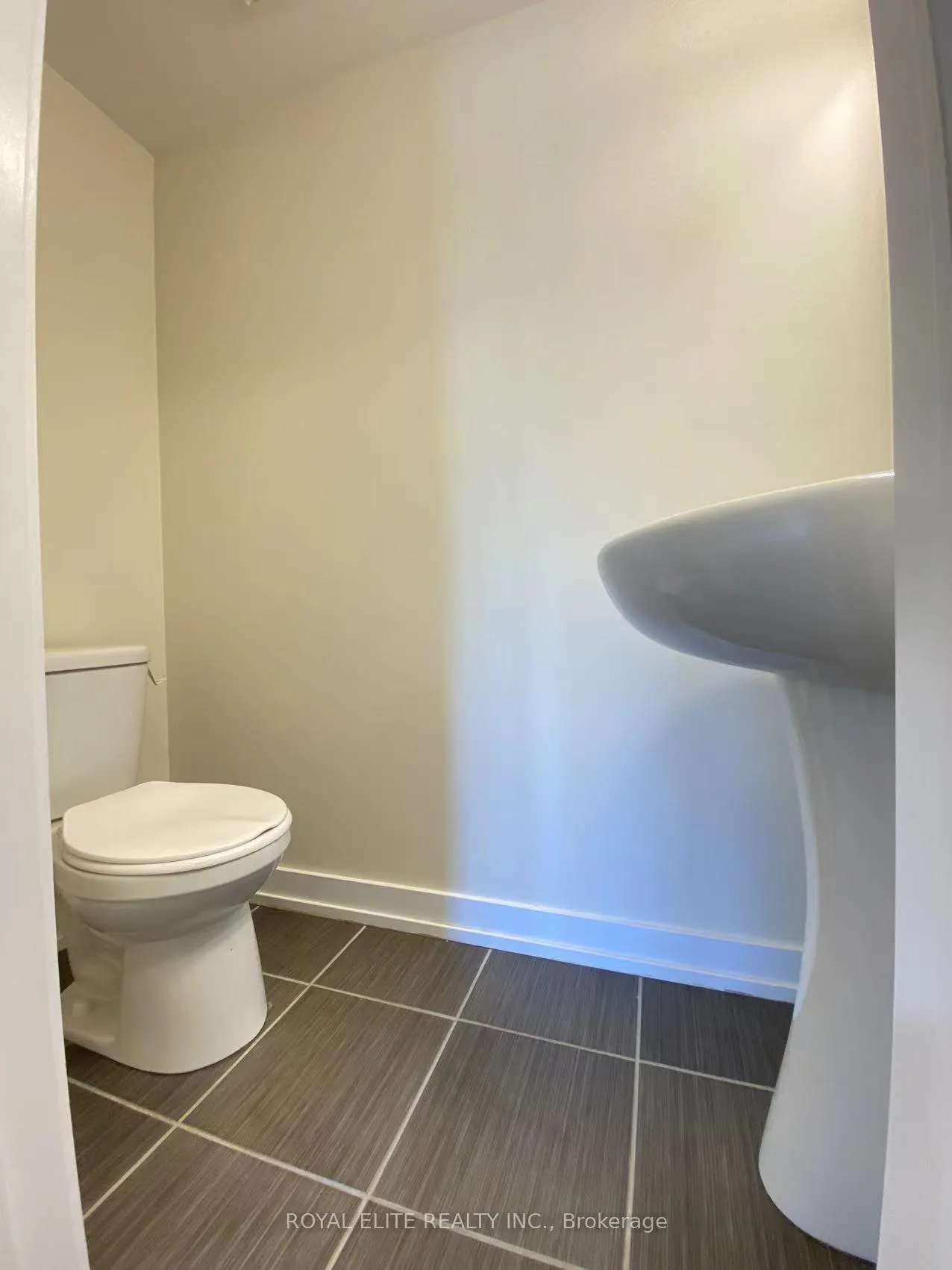 Photo 6 of Unit 2317, 20 Westmeath Lane, Markham, Cornell — HOMEH