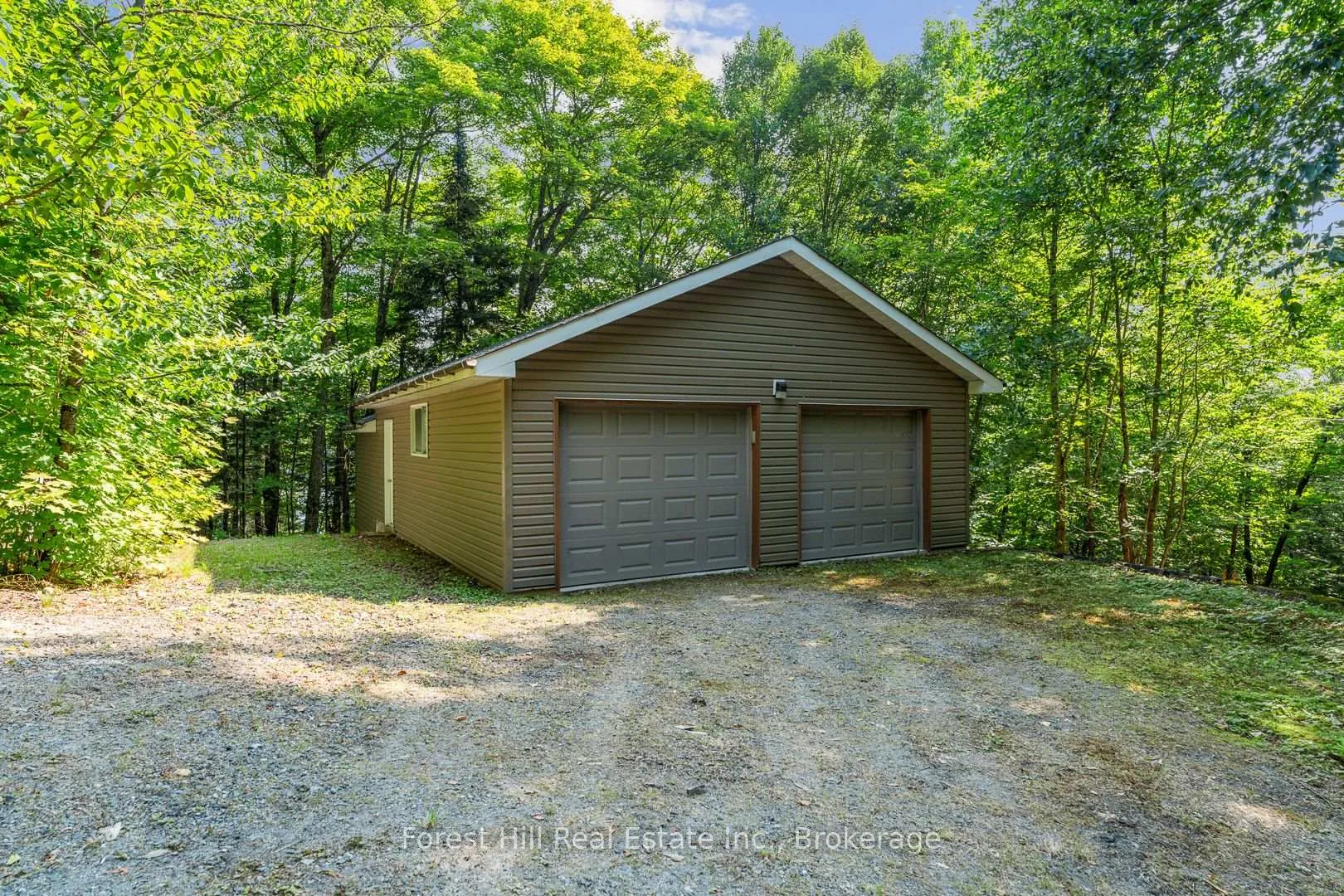 Photo 5 of 3477 Livingstone Lake Road, Algonquin Highlands, McClintock — HOMEH