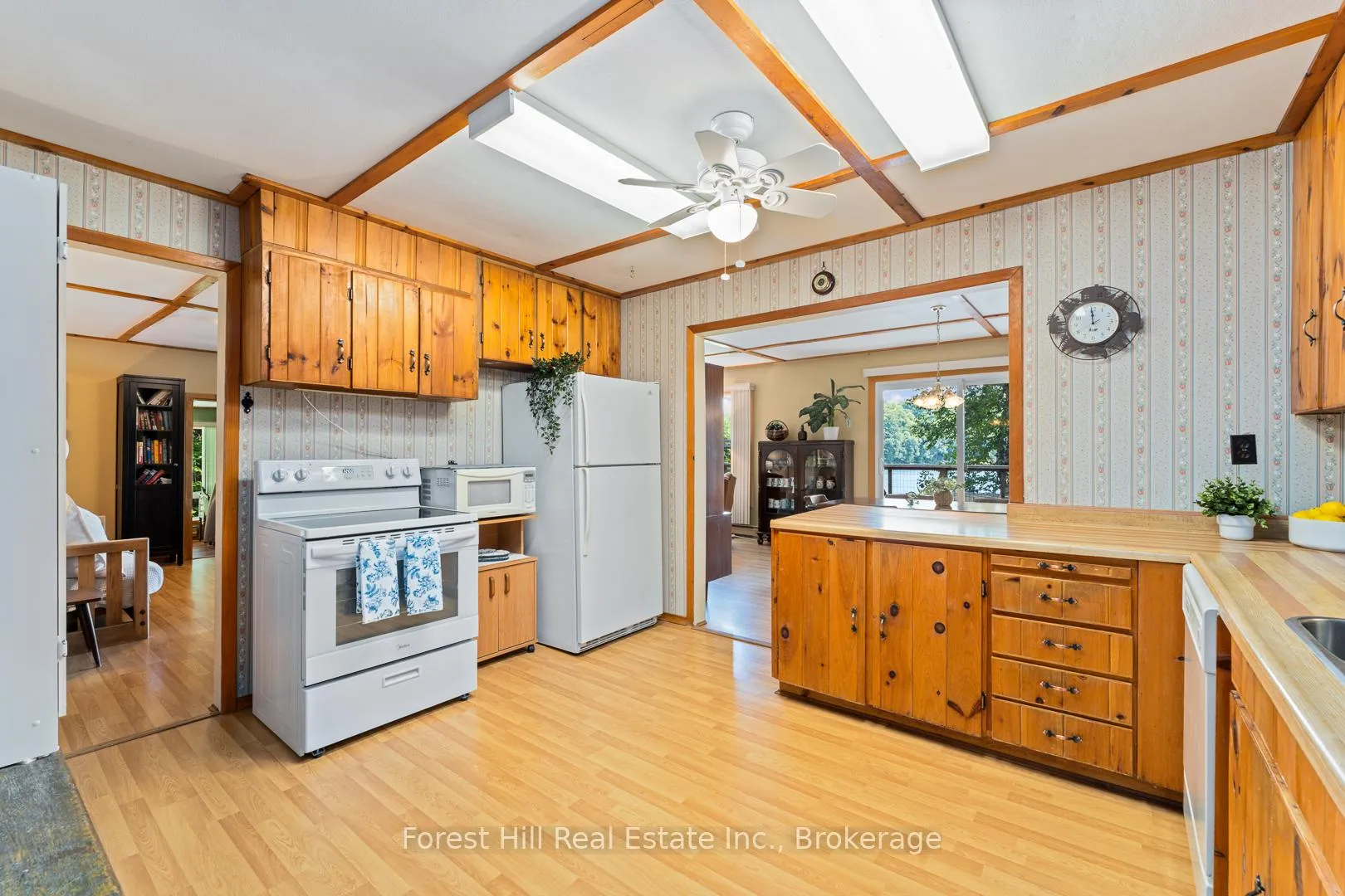 Photo 12 of 3477 Livingstone Lake Road, Algonquin Highlands, McClintock — HOMEH