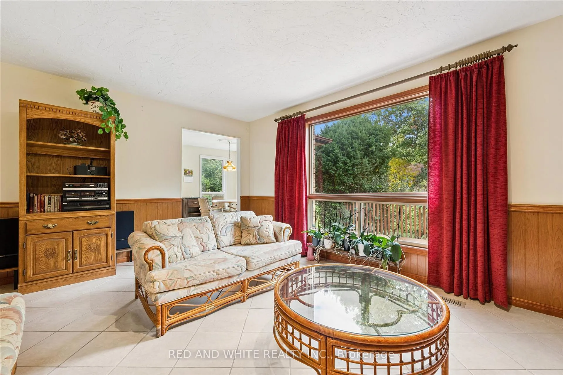 Photo 16 of 172 Mayberry Court, Waterloo — HOMEH