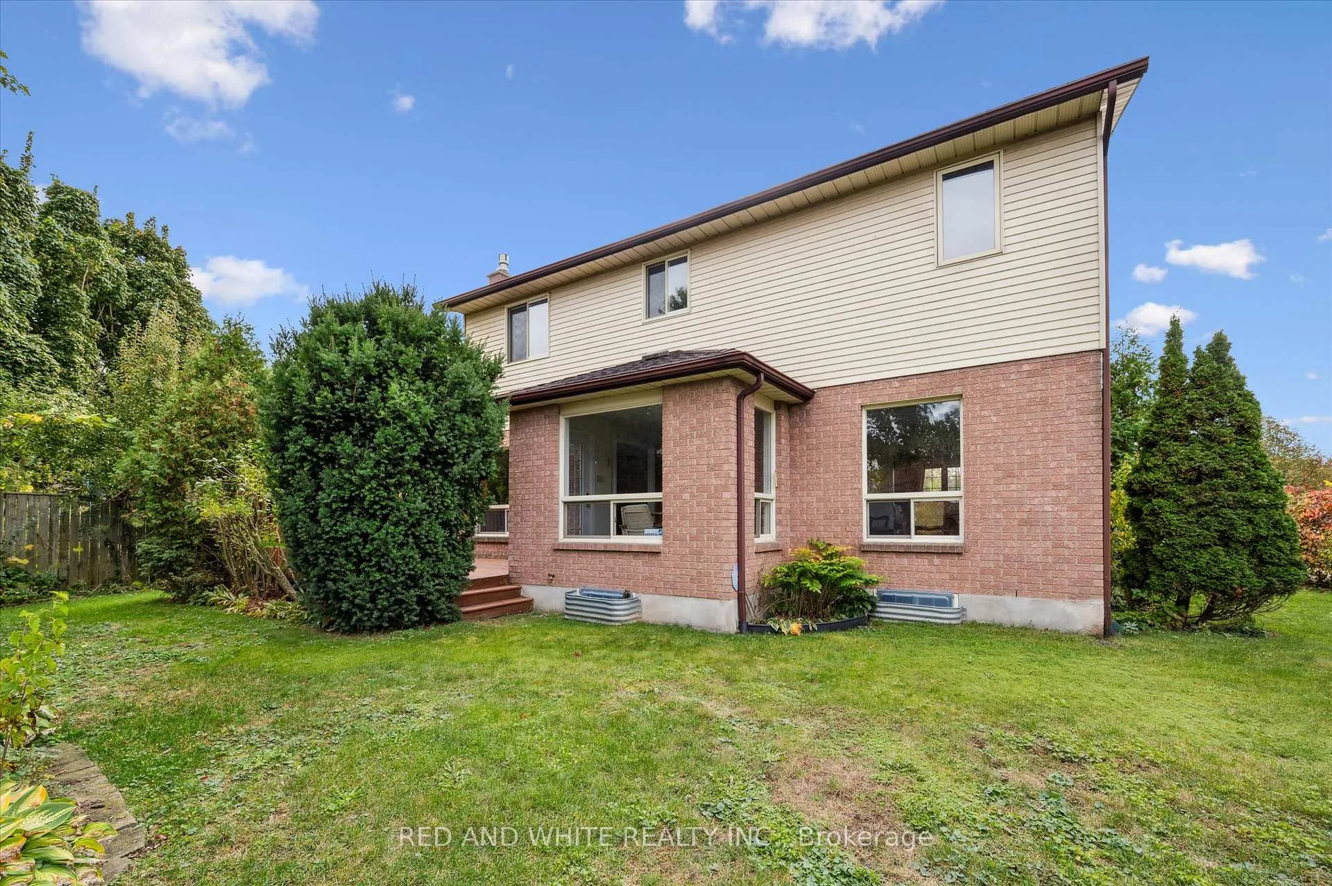 Photo 42 of 172 Mayberry Court, Waterloo — HOMEH