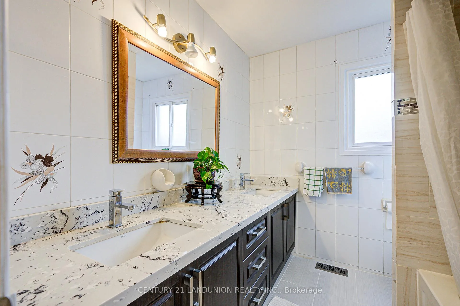 Photo 6 of 183 Willowbrook Road, Markham, Aileen-Willowbrook — HOMEH