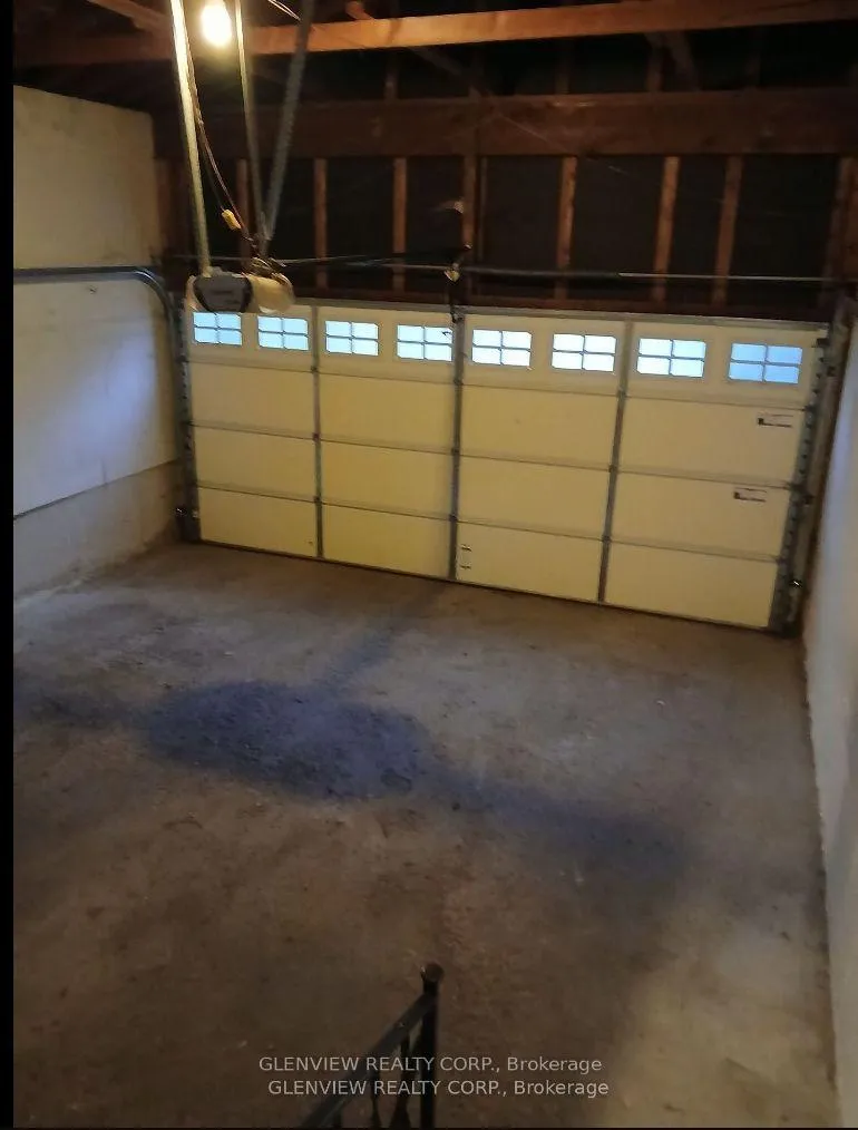Photo 5 of 120 Romfield Circuit, Markham, Royal Orchard — HOMEH