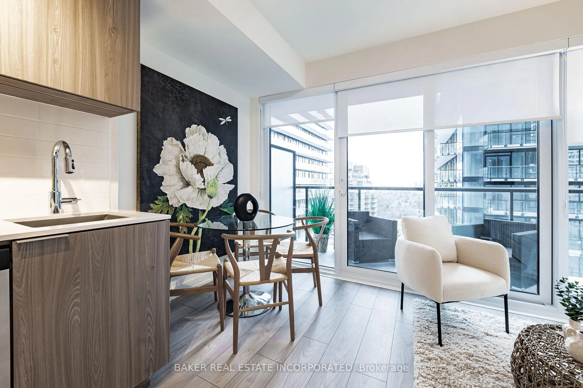 Photo 8 of Unit 512, 223 Redpath Avenue, Toronto, Mount Pleasant West — HOMEH