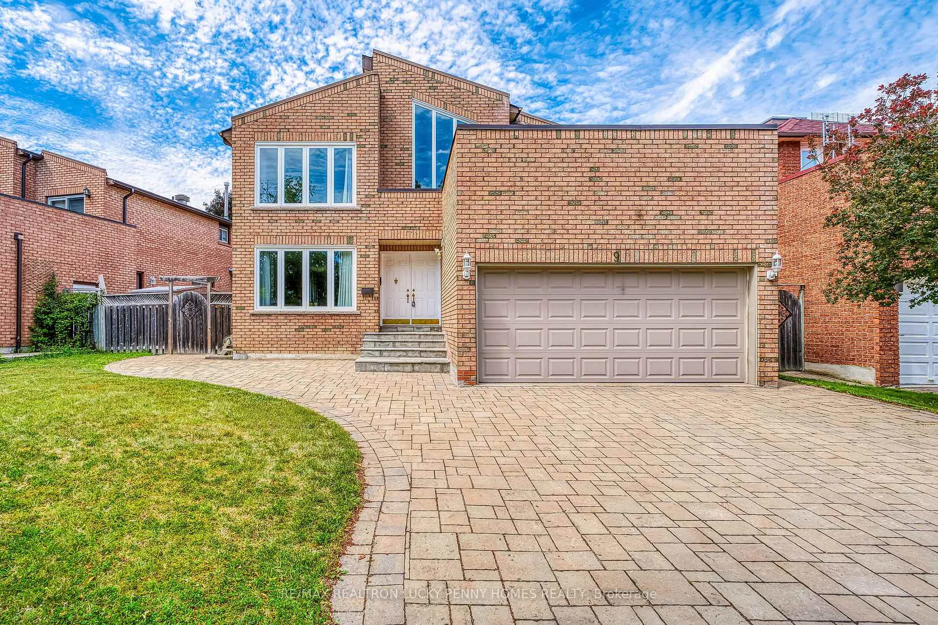 Photo 1 of 9 Coledale Road, Markham, Unionville — HOMEH