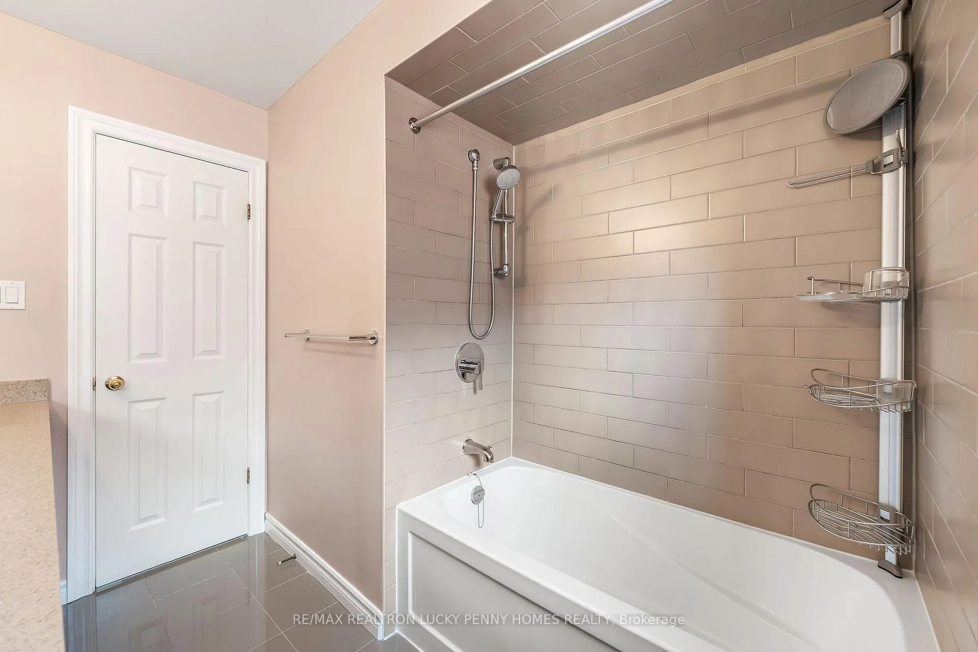 Photo 27 of 9 Coledale Road, Markham, Unionville — HOMEH