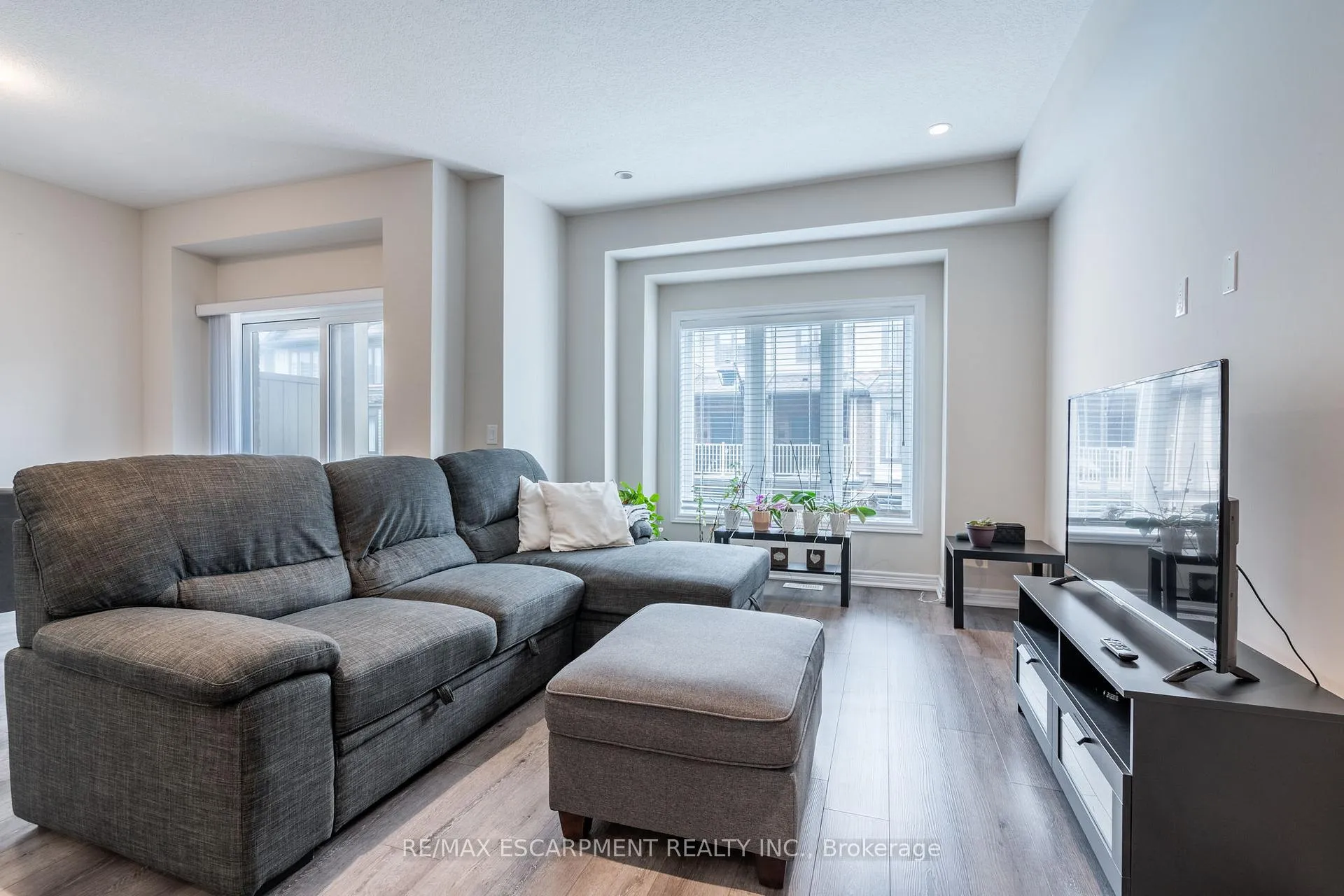 Photo 13 of Unit 36, 27 Rachel Drive, Hamilton, Stoney Creek — HOMEH