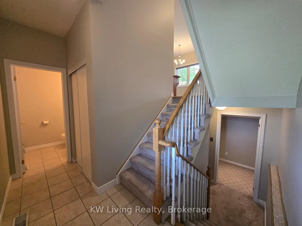 Photo 6 of Unit 38, 100 Beddoe Drive, Hamilton, Chedoke Park — HOMEH