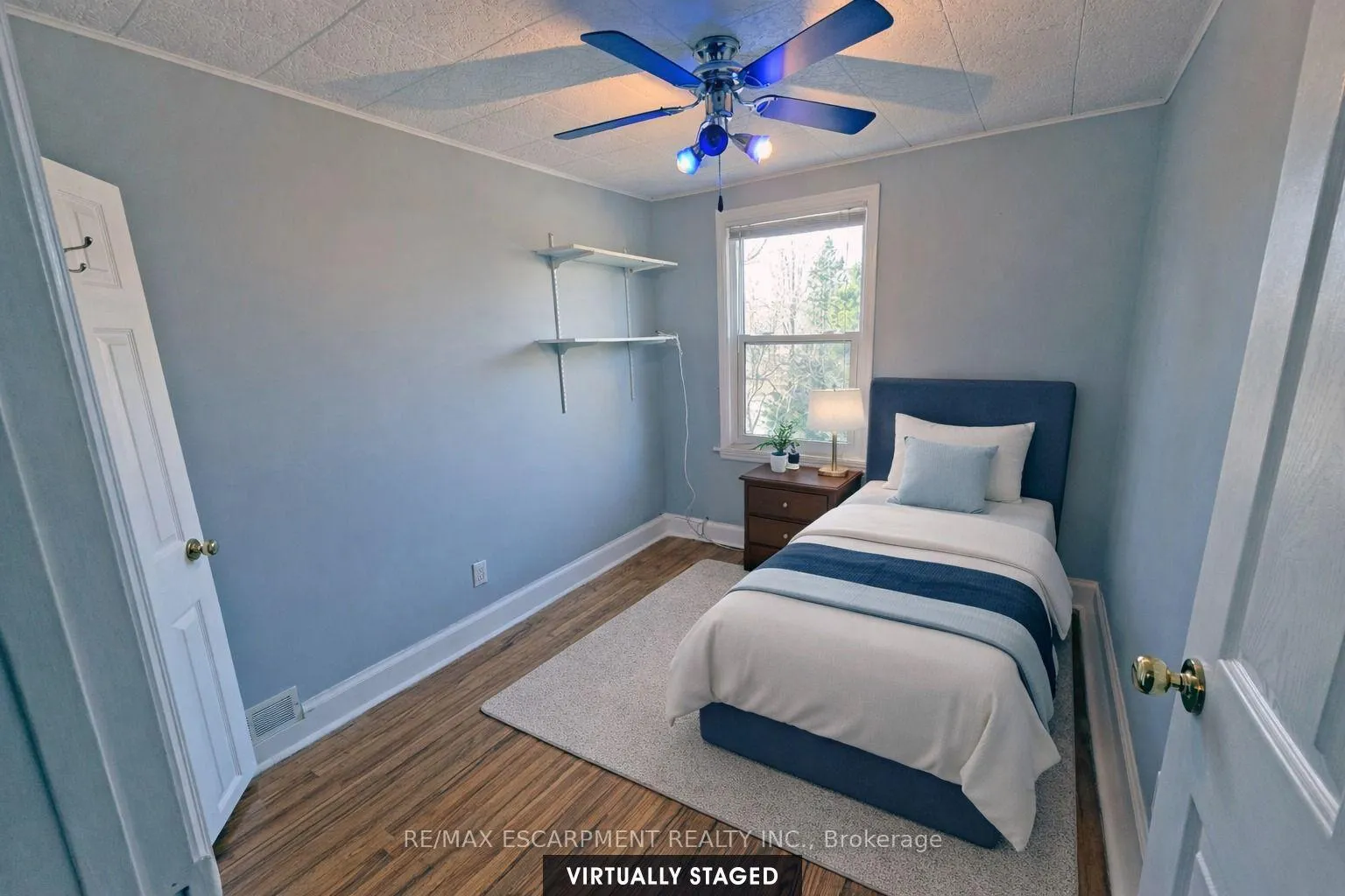 Photo 312 of 205 Main Street E, Grimsby, Grimsby East — HOMEH