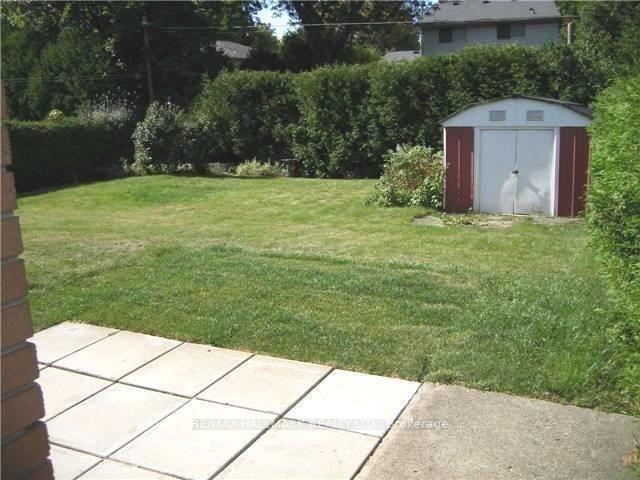 Photo 2 of 572 Arlington Boulevard, Burlington, Roseland — HOMEH