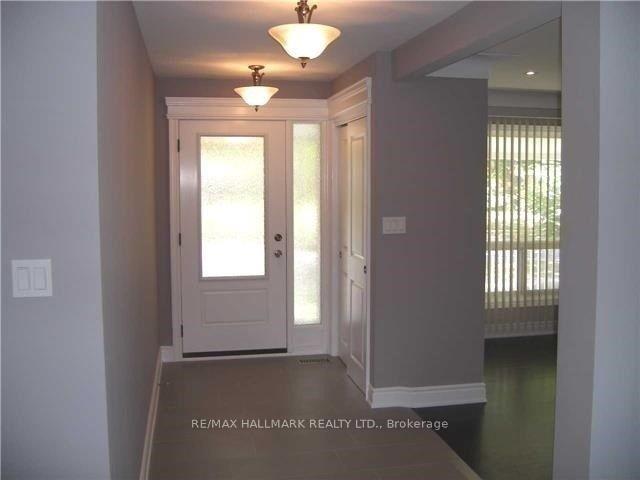 Photo 4 of 572 Arlington Boulevard, Burlington, Roseland — HOMEH
