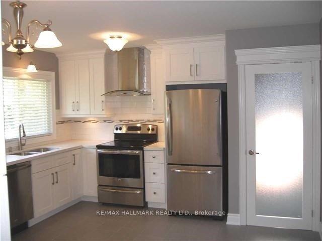Photo 6 of 572 Arlington Boulevard, Burlington, Roseland — HOMEH