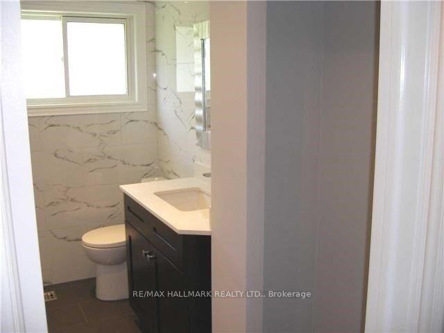 Photo 9 of 572 Arlington Boulevard, Burlington, Roseland — HOMEH