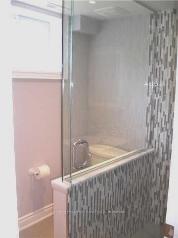 Photo 14 of 572 Arlington Boulevard, Burlington, Roseland — HOMEH