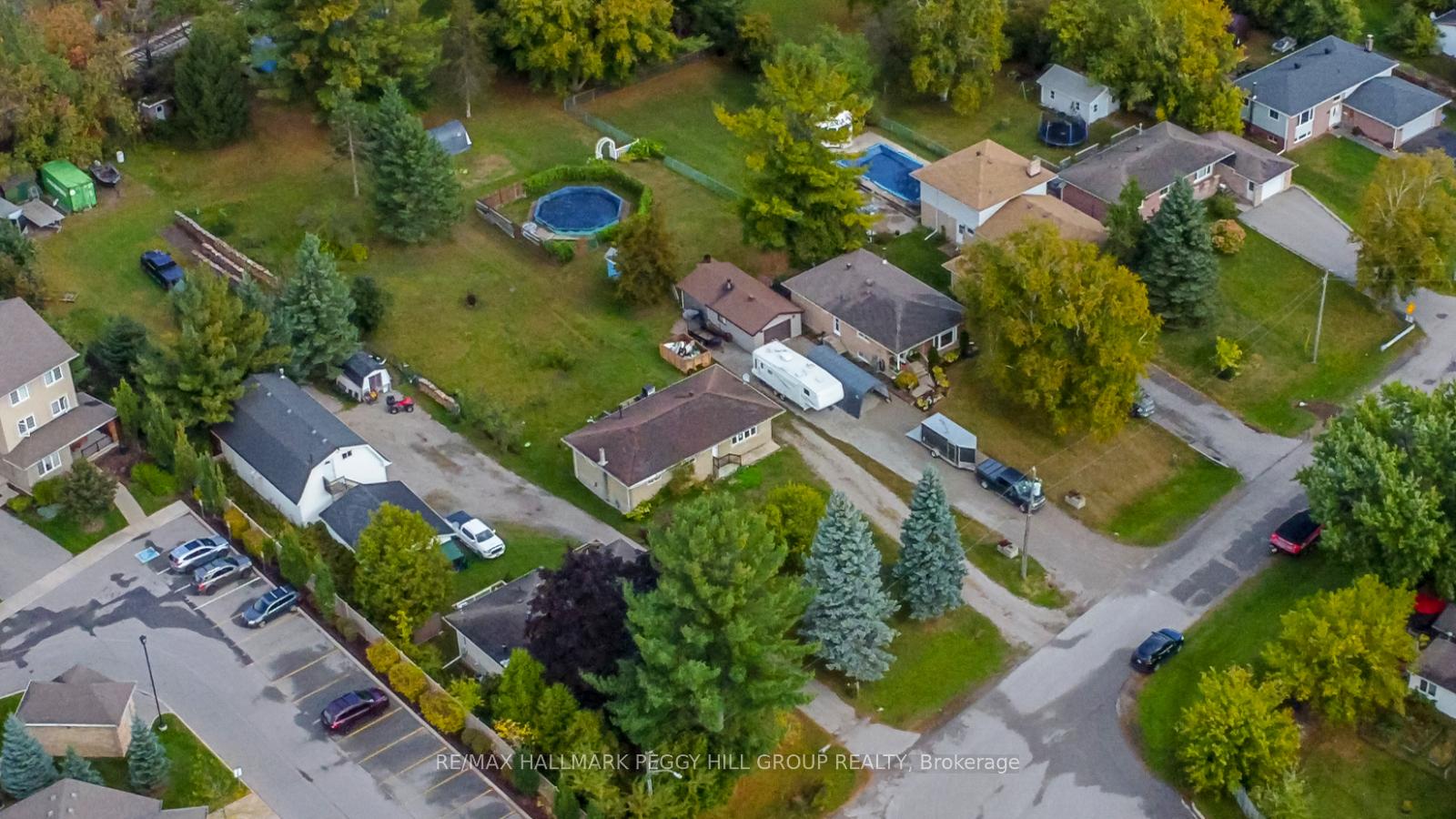 Photo 7 of 221 Phillips Street, Barrie, Ardagh — HOMEH