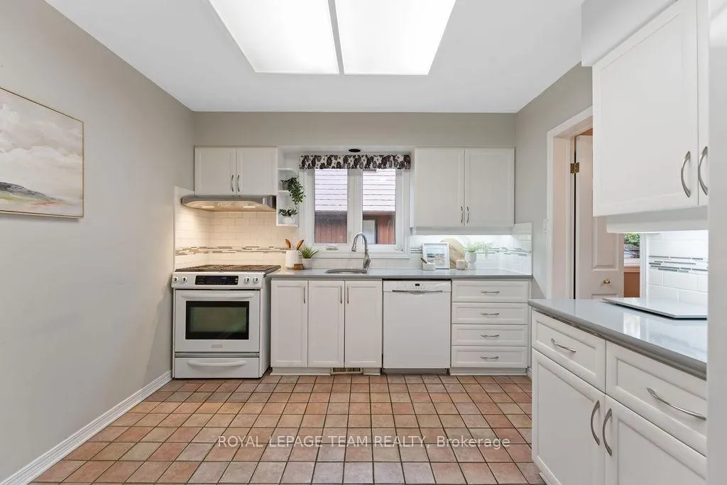 Photo 10 of 2684 Violet Street, Ottawa, Britannia — HOMEH