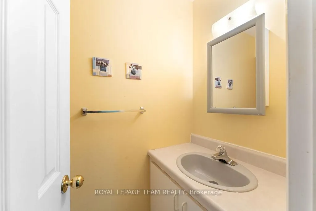 Photo 36 of 2684 Violet Street, Ottawa, Britannia — HOMEH