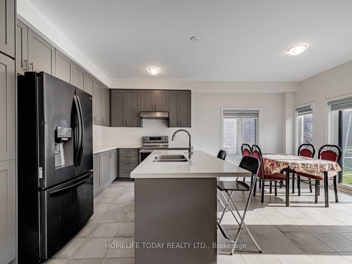 Photo 18 of 364 Danny Wheeler Boulevard, Georgina, Keswick North — HOMEH