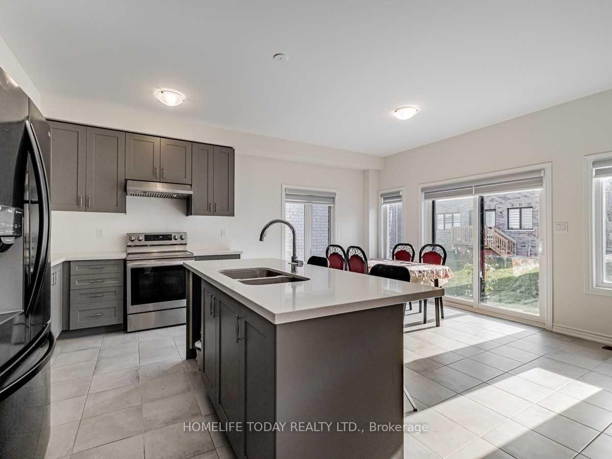 Photo 20 of 364 Danny Wheeler Boulevard, Georgina, Keswick North — HOMEH