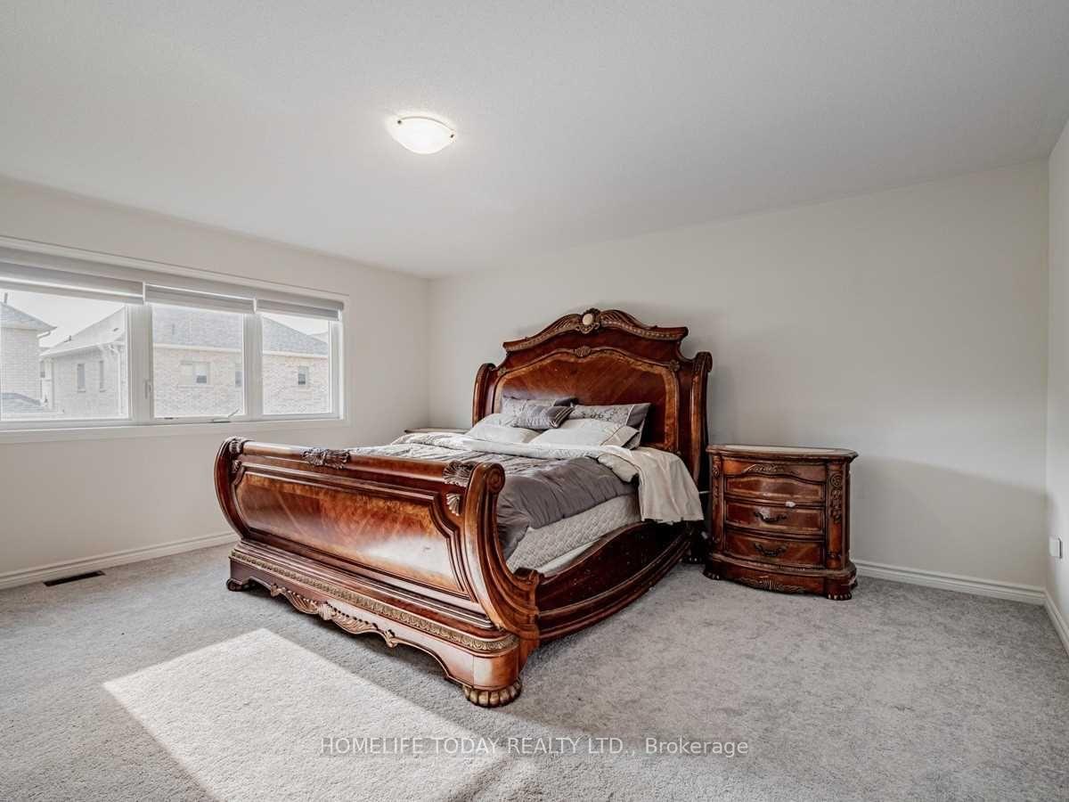 Photo 26 of 364 Danny Wheeler Boulevard, Georgina, Keswick North — HOMEH
