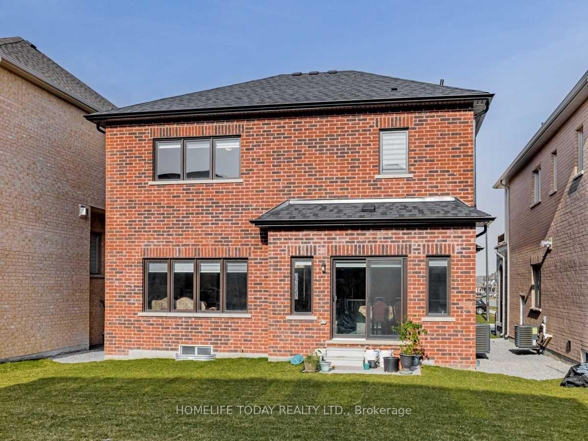 Photo 34 of 364 Danny Wheeler Boulevard, Georgina, Keswick North — HOMEH