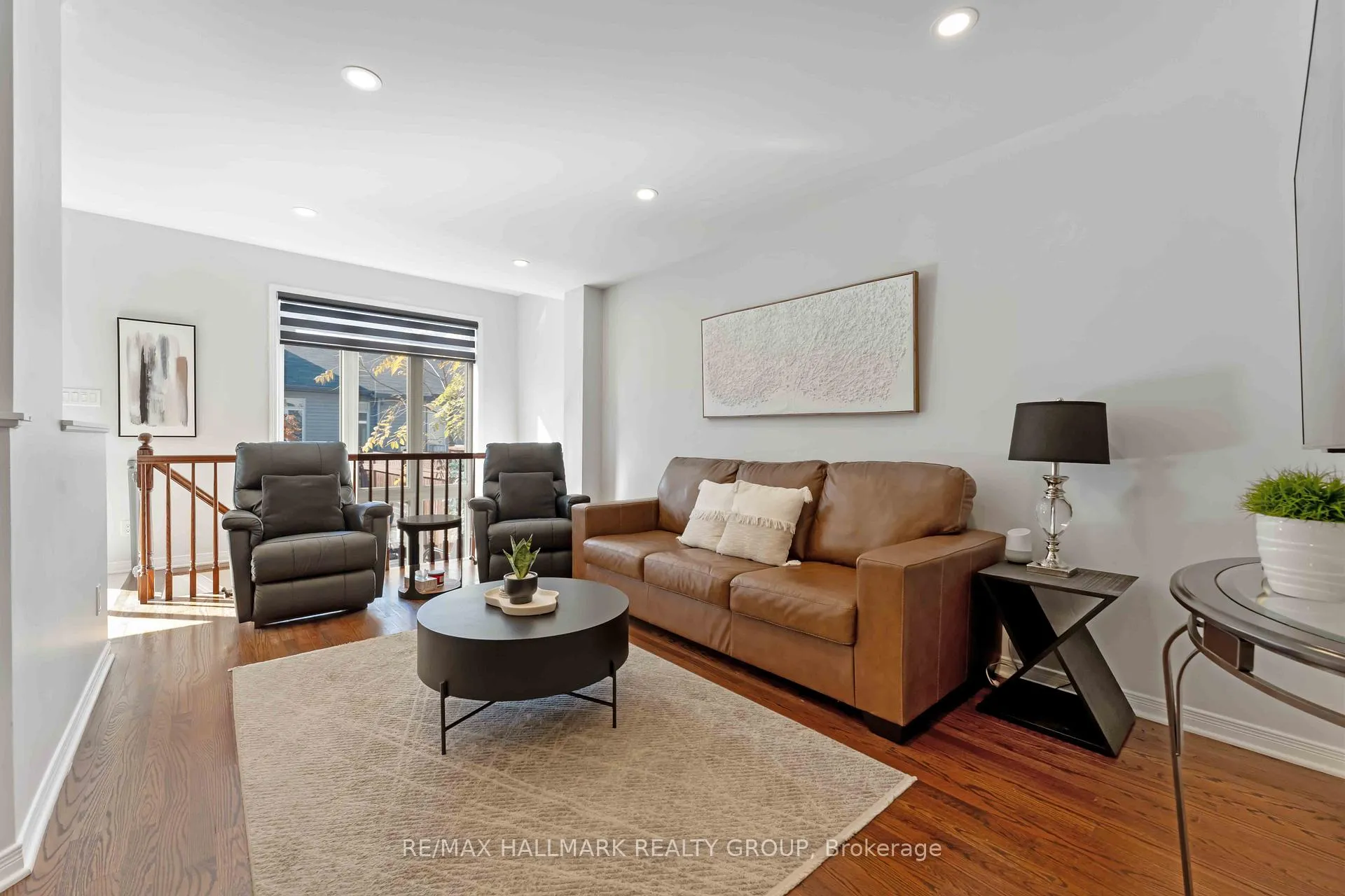 Photo 9 of 104 Esterbrook Drive, Ottawa, Mer Bleue/Bradley Estates/Anderson Park — HOMEH