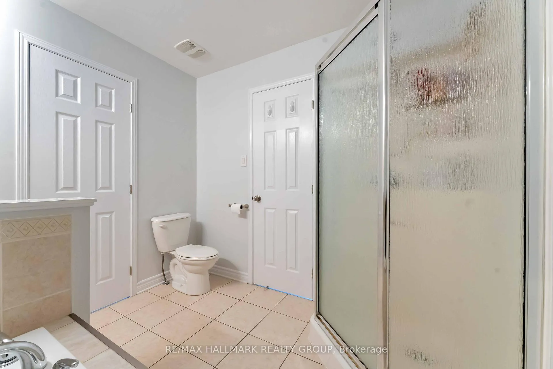Photo 20 of 104 Esterbrook Drive, Ottawa, Mer Bleue/Bradley Estates/Anderson Park — HOMEH
