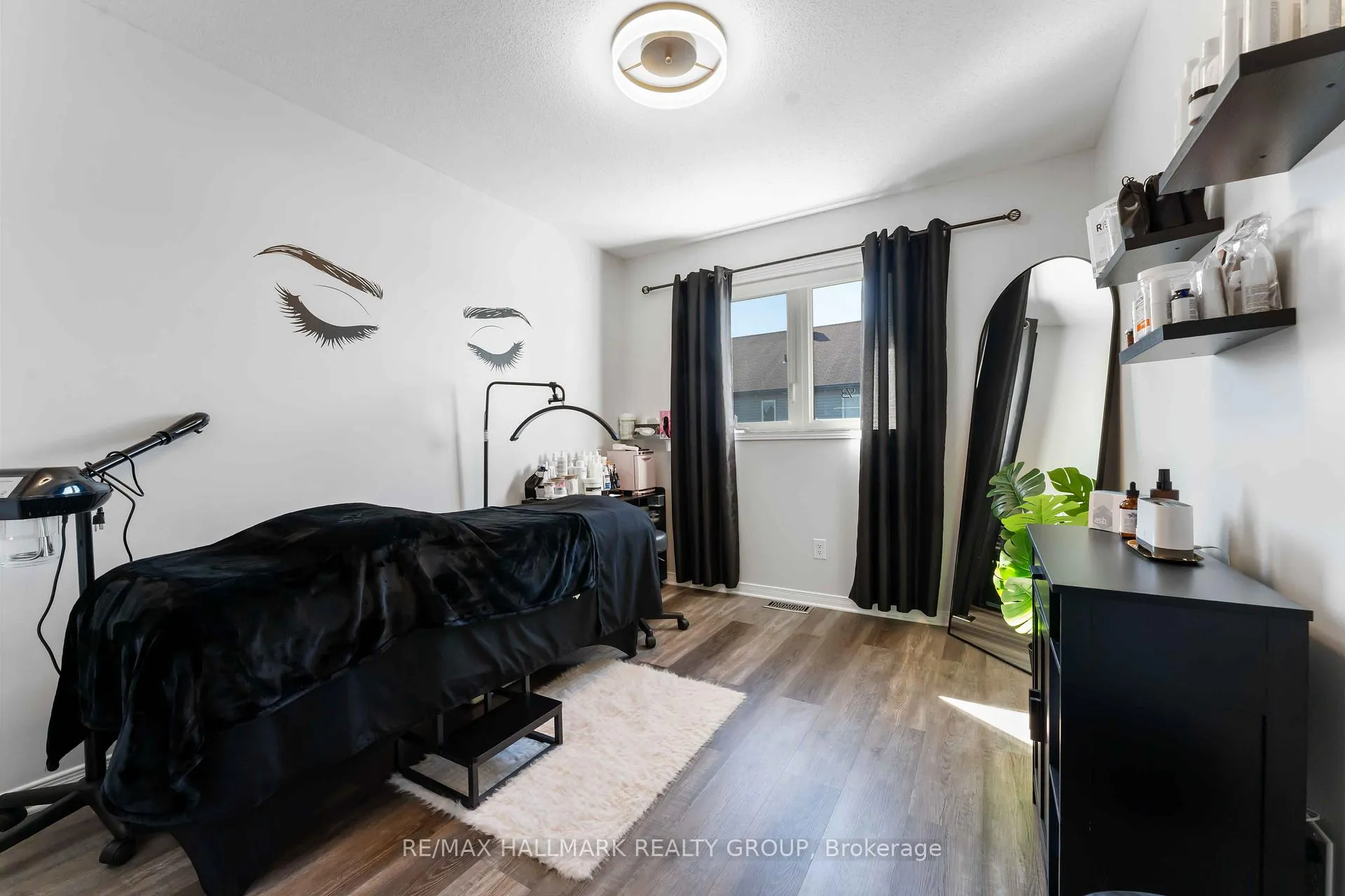 Photo 21 of 104 Esterbrook Drive, Ottawa, Mer Bleue/Bradley Estates/Anderson Park — HOMEH