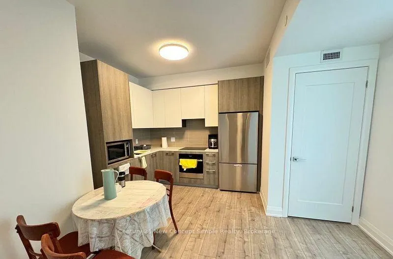 Photo 2 of Unit 1709, 18 Water Walk Drive, Markham, Unionville — HOMEH