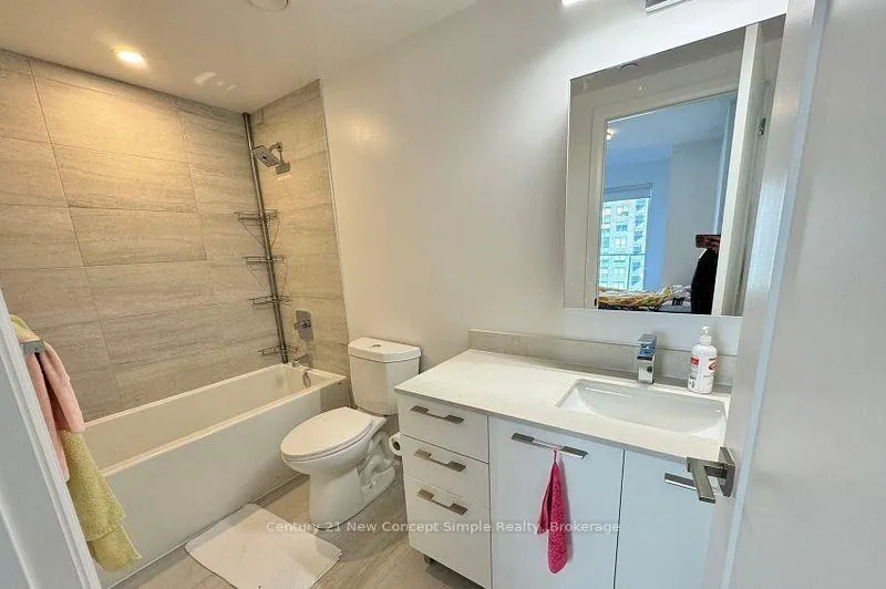 Photo 6 of Unit 1709, 18 Water Walk Drive, Markham, Unionville — HOMEH