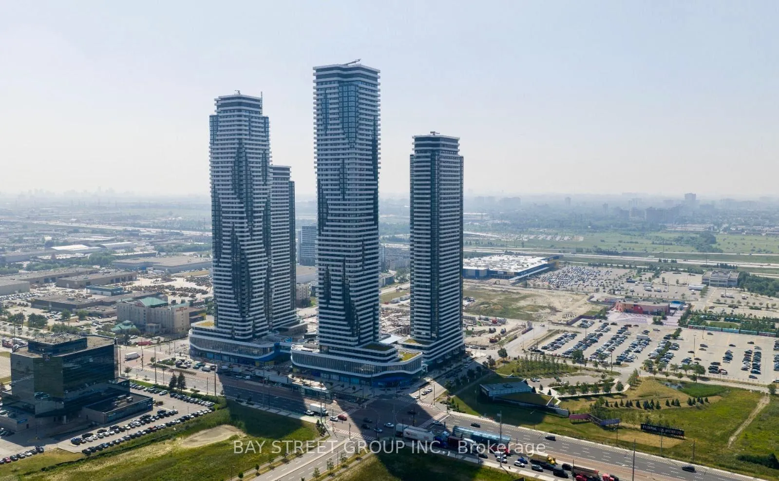 Photo 1 of Unit 1709, 8 Interchange Way, Vaughan, Vaughan Corporate Centre — HOMEH